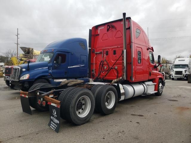 2013 Freightliner Cascadia 125