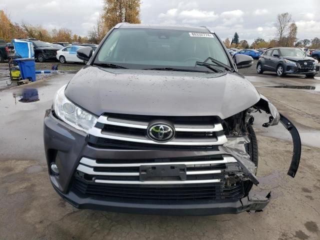 2018 Toyota Highlander SE