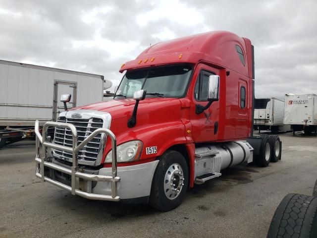 2013 Freightliner Cascadia 125