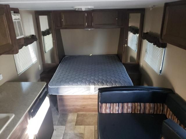 2015 Coleman Travel Trailer