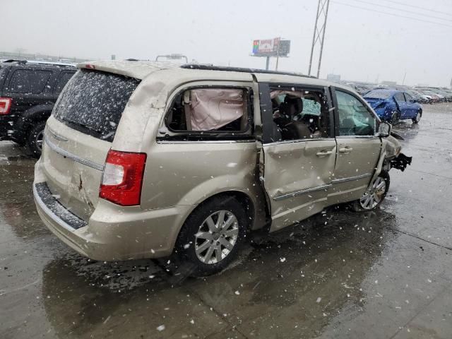 2015 Chrysler Town & Country Touring