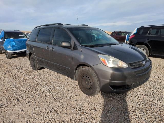 2005 Toyota Sienna CE