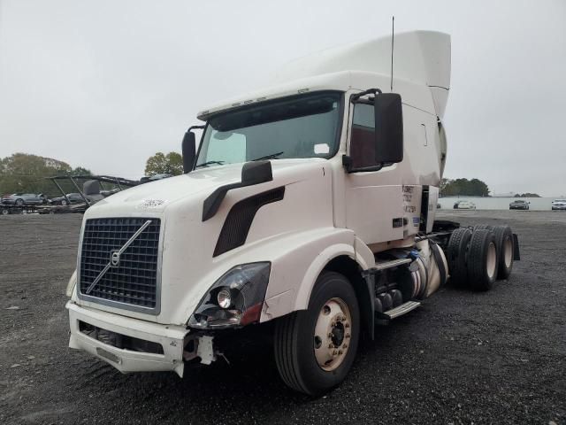 2014 Volvo VN VNL