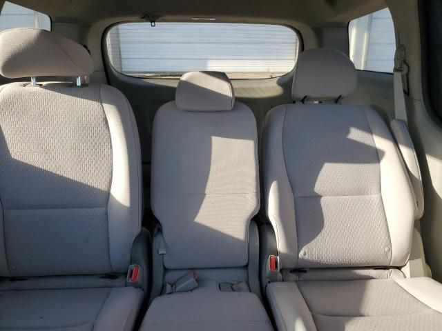 2016 KIA Sedona LX