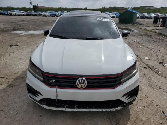 2018 Volkswagen Passat GT