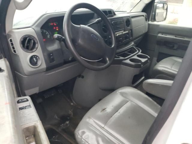 2013 Ford Econoline E250 Van