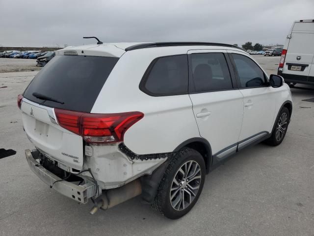 2016 Mitsubishi Outlander SE