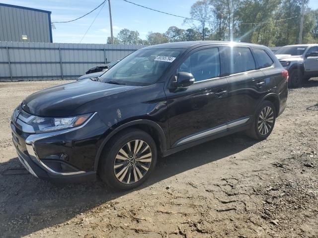 2020 Mitsubishi Outlander SE