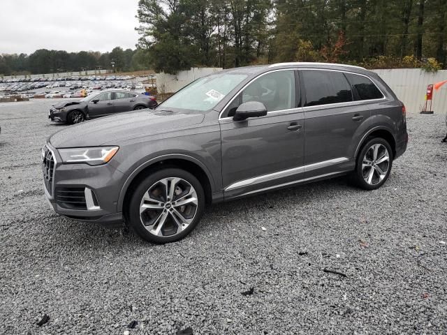 2021 Audi Q7 Premium Plus