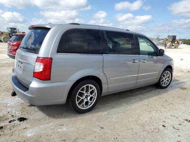 2013 Chrysler Town & Country Limited