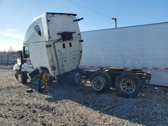 2016 Freightliner Cascadia 125