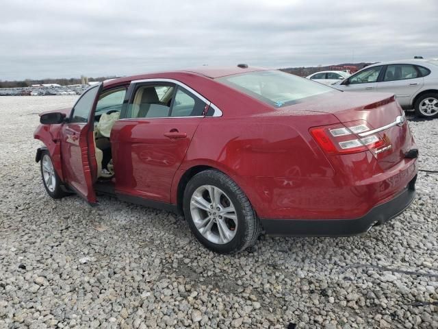 2018 Ford Taurus SEL