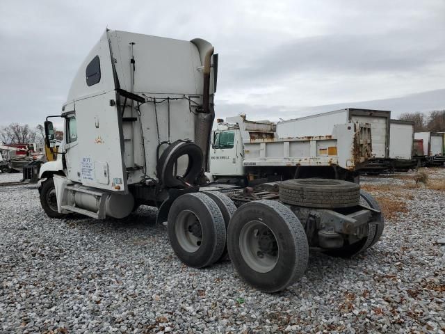 1999 Freightliner Conventional FLC120