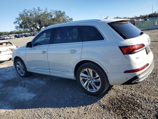 2021 Audi Q7 Premium Plus