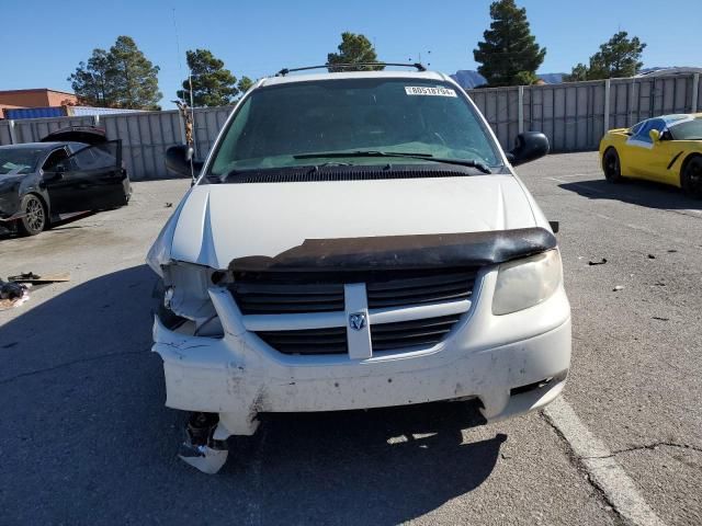 2005 Dodge Grand Caravan SE