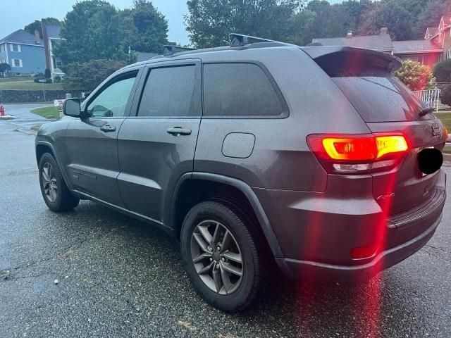 2016 Jeep Grand Cherokee Laredo