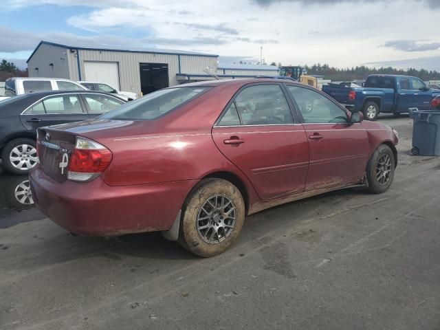 2005 Toyota Camry LE