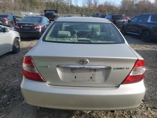 2004 Toyota Camry LE