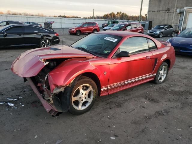 2000 Ford Mustang