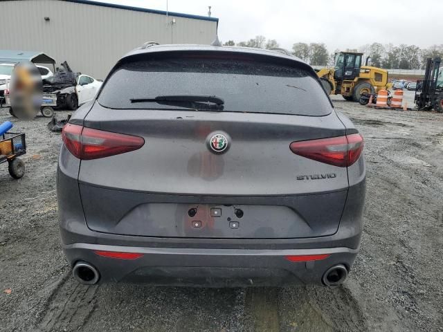 2021 Alfa Romeo Stelvio Sport