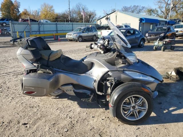 2011 Can-Am Spyder Roadster RTS