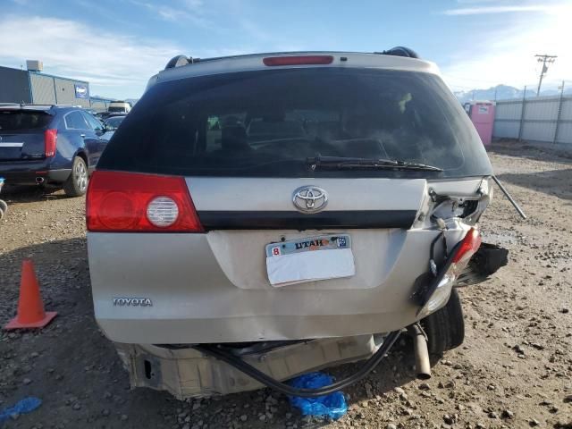 2008 Toyota Sienna CE