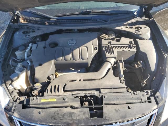 2010 Nissan Altima Base