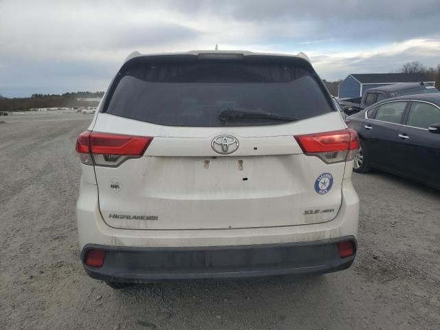 2018 Toyota Highlander SE