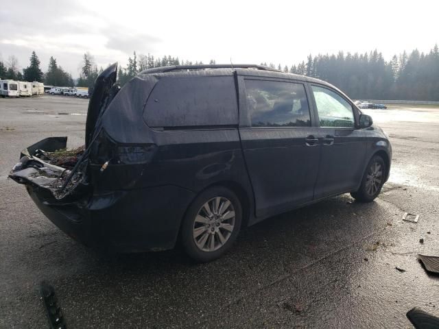 2015 Toyota Sienna LE