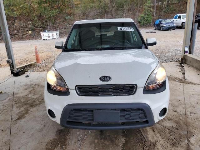 2013 KIA Soul +