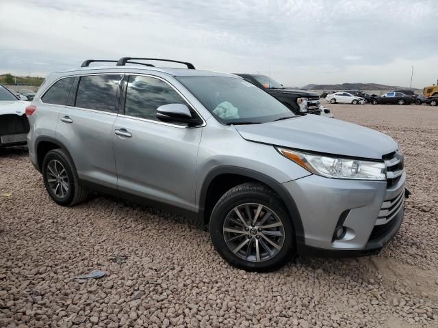 2019 Toyota Highlander SE