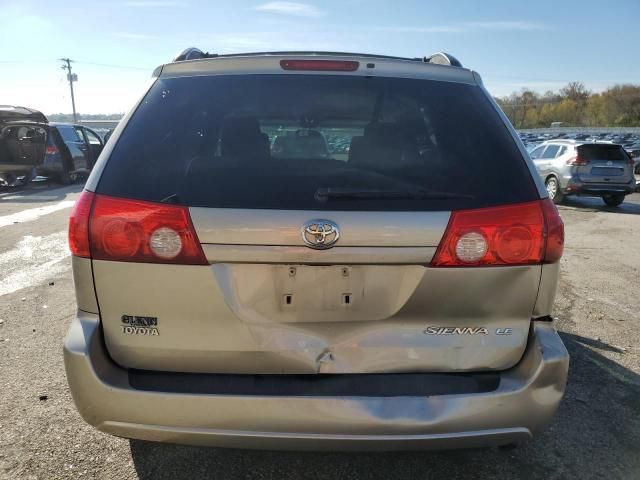 2009 Toyota Sienna CE