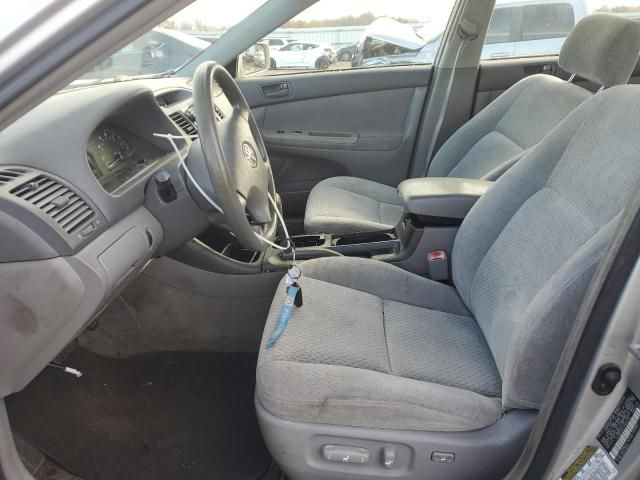 2004 Toyota Camry le