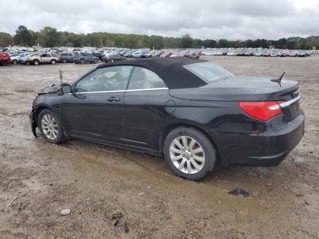 2013 Chrysler 200 Touring