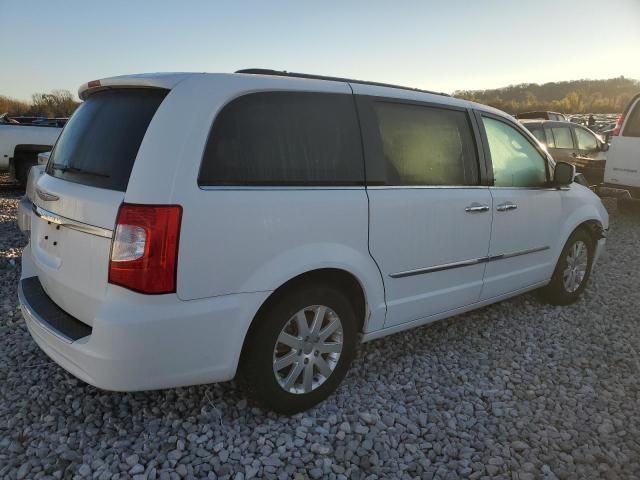 2015 Chrysler Town & Country Touring