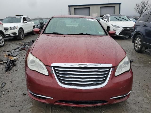 2013 Chrysler 200 Touring