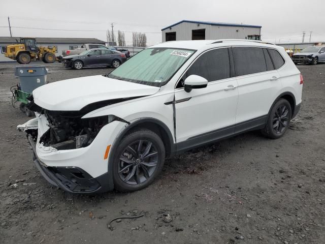 2022 Volkswagen Tiguan SE