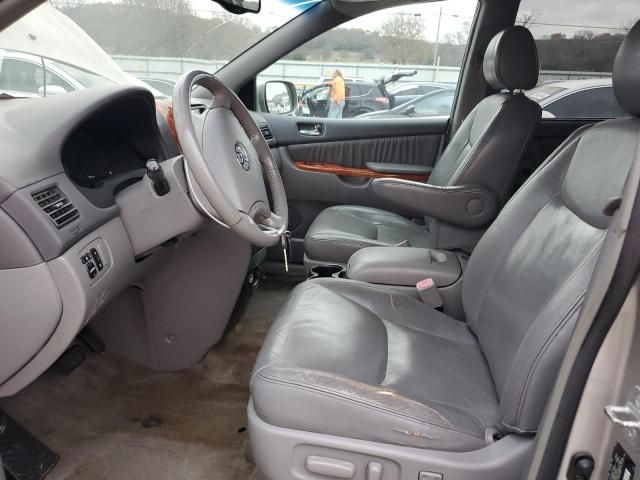 2006 Toyota Sienna XLE