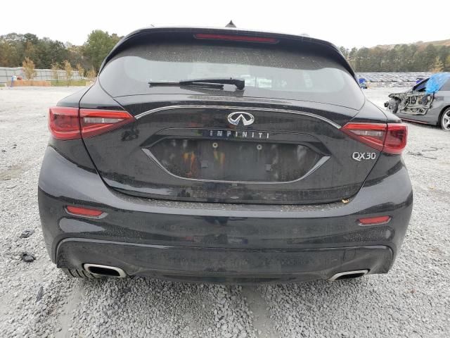 2017 Infiniti QX30 Base