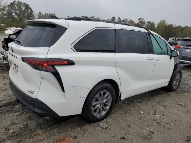 2021 Toyota Sienna LE