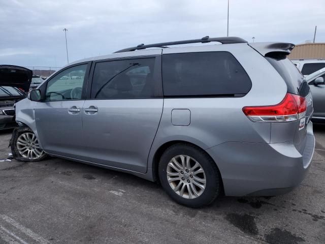 2011 Toyota Sienna XLE