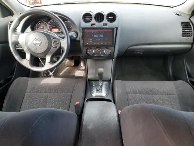 2010 Nissan Altima Base