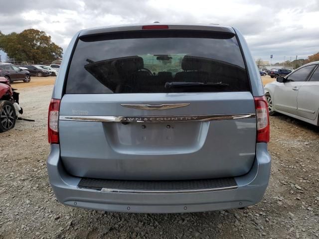 2012 Chrysler Town & Country Touring L