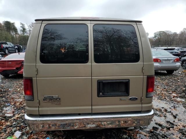 2012 Ford Econoline E350 Super Duty Wagon