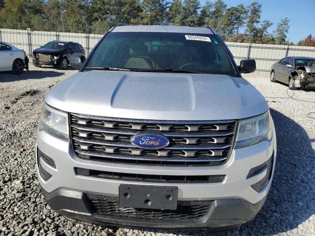 2017 Ford Explorer