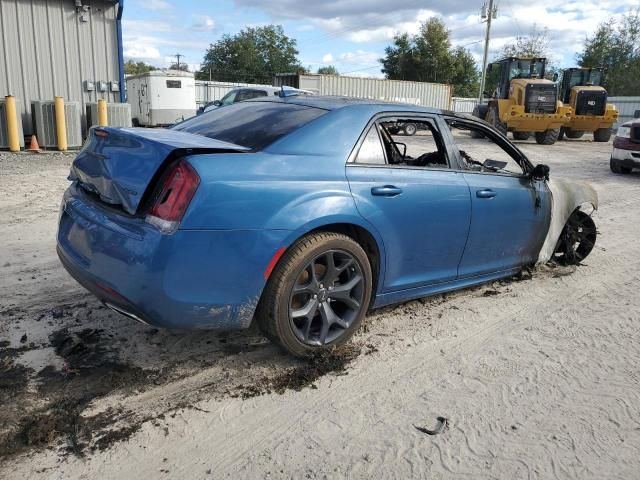 2023 Chrysler 300 Touring L