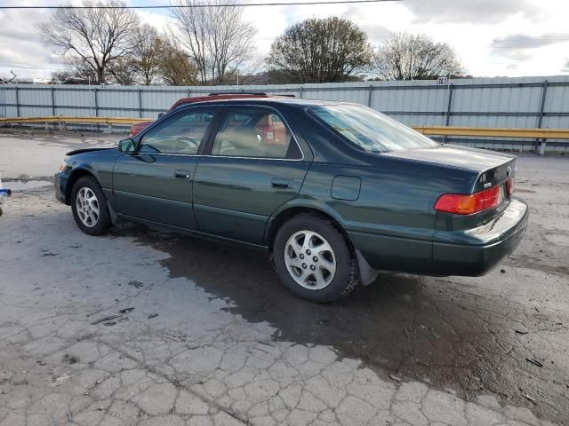 2000 Toyota Camry LE