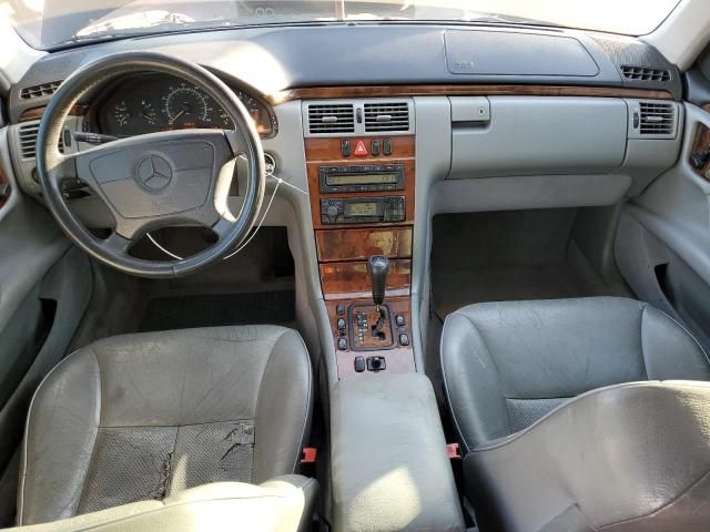 1999 Mercedes-Benz E 320