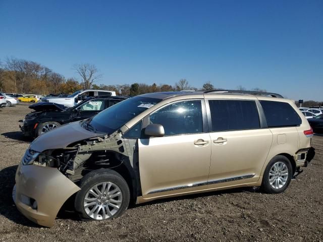 2011 Toyota Sienna XLE