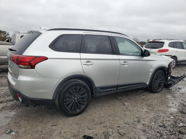 2020 Mitsubishi Outlander SE